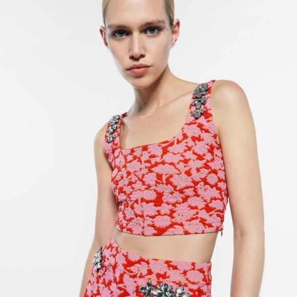 Zara Tops Zara Pebble Cropped Top Poshmark